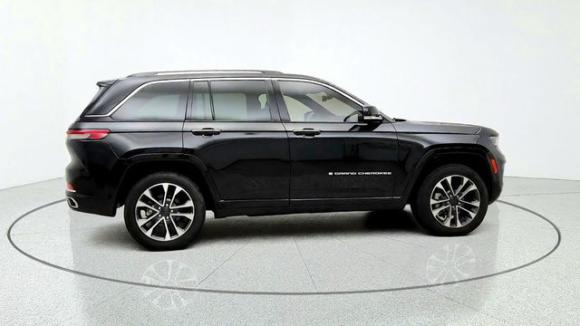 2023 Jeep Grand Cherokee Overland 4x4 w/ Luxury Tech IV & 19-Speaker Audio - 23100485 - 3