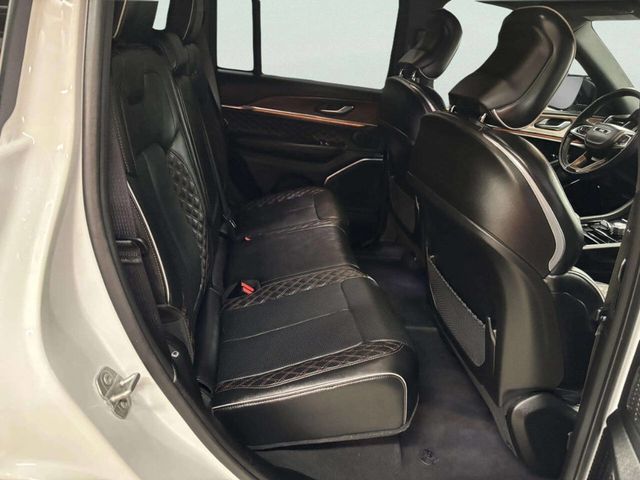 2023 Jeep Grand Cherokee Summit 4x4 4dr SUV - 23042993 - 19