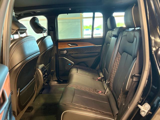 2023 Jeep Grand Cherokee Summit Reserve 4x4 - 23060165 - 11