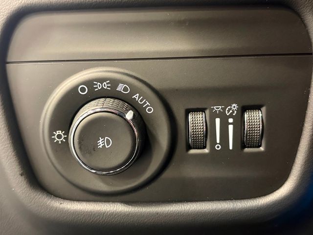 2023 Jeep Grand Cherokee Summit Reserve 4x4 - 23060165 - 36