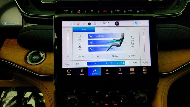 2023 Jeep Grand Cherokee Summit Reserve 4x4 w/ Night Vision, HUD & Passenger Display - 23099009 - 17