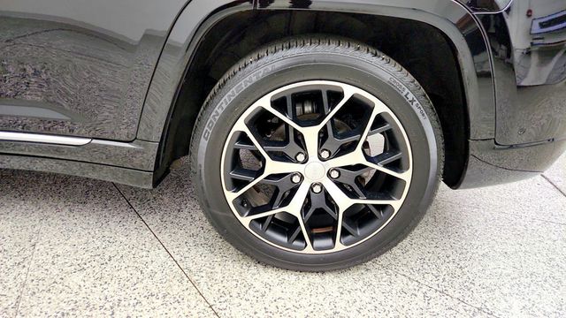 2023 Jeep Grand Cherokee Summit Reserve 4x4 w/ Night Vision, HUD & Passenger Screen - 23100398 - 8