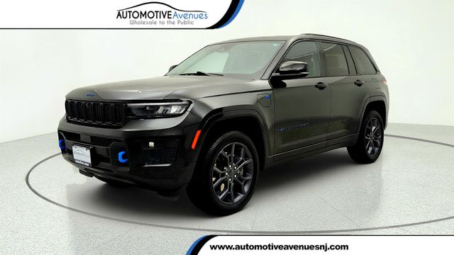 2023 Jeep Grand Cherokee 4xe 30th Anniversary 4x4 - 23030477 - 0