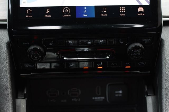 2023 Jeep Grand Cherokee 4xe ONE OWNER 4XE 30TH ANNIVERSARY 4X4 NAVIGATION, MOONROOF, LEATHER - 23042686 - 13