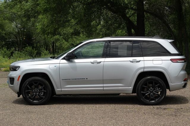 2023 Jeep Grand Cherokee 4xe ONE OWNER 4XE 30TH ANNIVERSARY 4X4 NAVIGATION, MOONROOF, LEATHER - 23042686 - 15