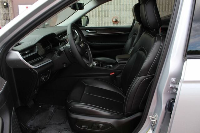 2023 Jeep Grand Cherokee 4xe ONE OWNER 4XE 30TH ANNIVERSARY 4X4 NAVIGATION, MOONROOF, LEATHER - 23042686 - 20