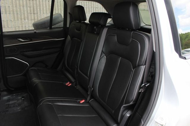 2023 Jeep Grand Cherokee 4xe ONE OWNER 4XE 30TH ANNIVERSARY 4X4 NAVIGATION, MOONROOF, LEATHER - 23042686 - 25