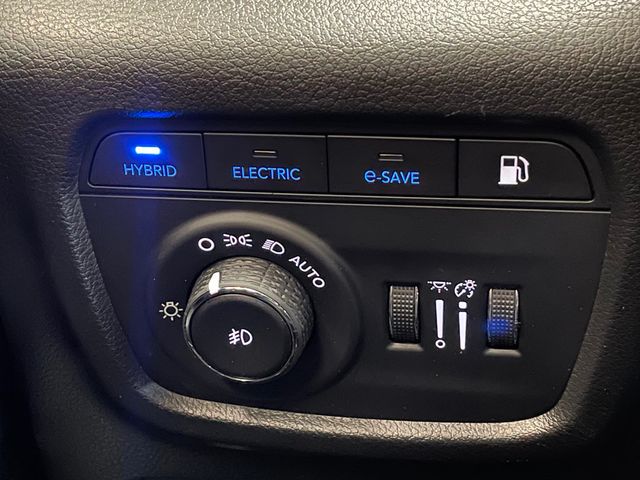 2023 Jeep Grand Cherokee 4xe Overland 4x4 - 23021755 - 29