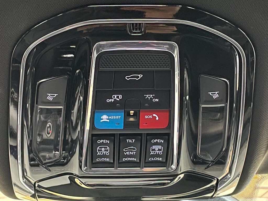 2023 Jeep Grand Cherokee 4xe Overland 4x4 - 23021755 - 40