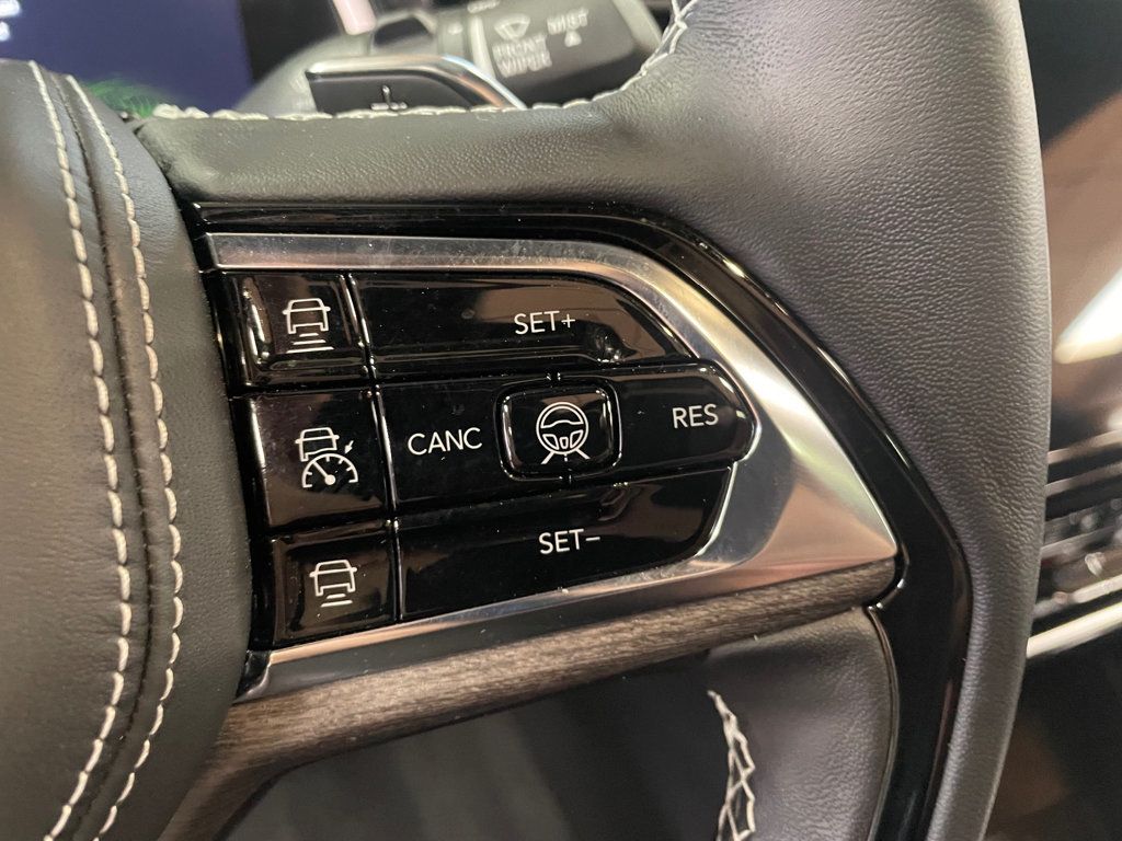 2023 Jeep Grand Cherokee 4xe Overland 4x4 - 23065120 - 34
