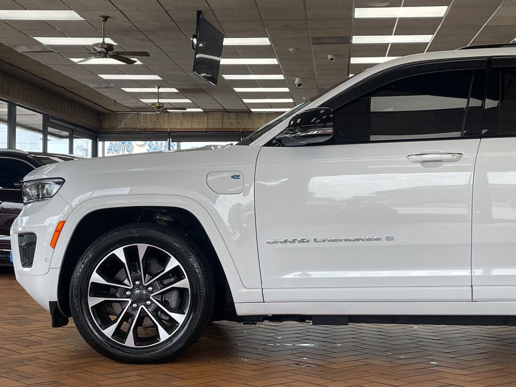 2023 Jeep Grand Cherokee 4xe Overland 4x4 - 23068869 - 3