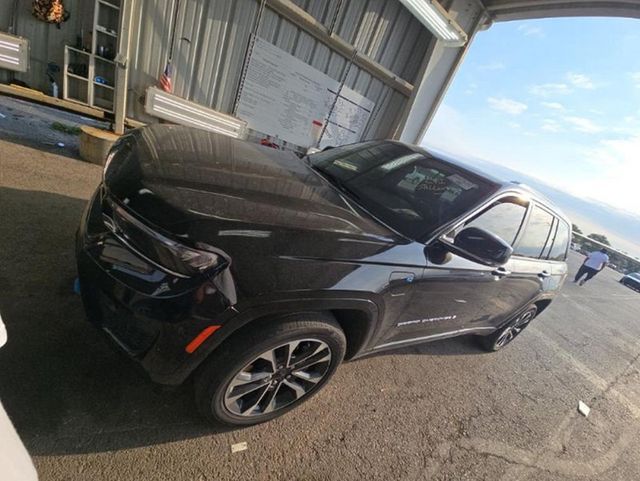 2023 Jeep Grand Cherokee 4xe Overland 4x4 - 22921772 - 1