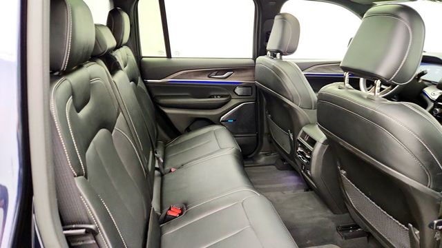 2023 Jeep Grand Cherokee 4xe Overland 4x4 - 23089865 - 23