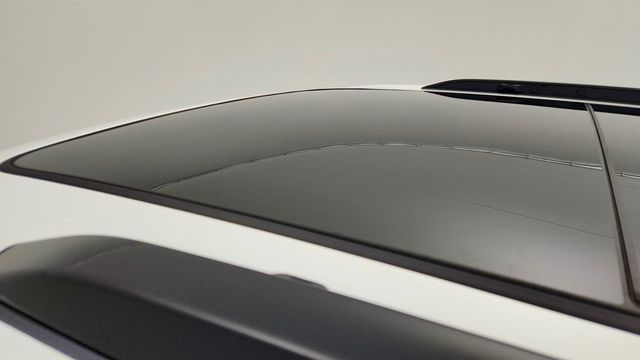 2023 Jeep Grand Cherokee 4xe Overland 4x4 with Advanced ProTech III & Luxury Tech IV Groups - 22959771 - 9