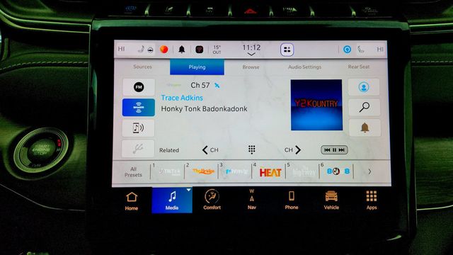 2023 Jeep Grand Cherokee 4xe Overland 4x4 with Advanced ProTech III & Luxury Tech IV Groups - 22959771 - 17