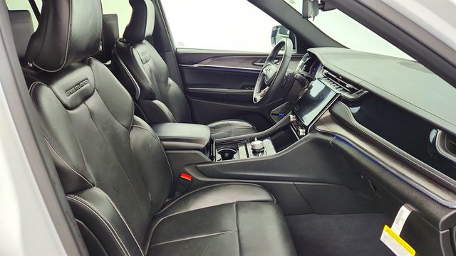 2023 Jeep Grand Cherokee 4xe Overland 4x4 with Advanced ProTech III & Luxury Tech IV Groups - 22959771 - 25
