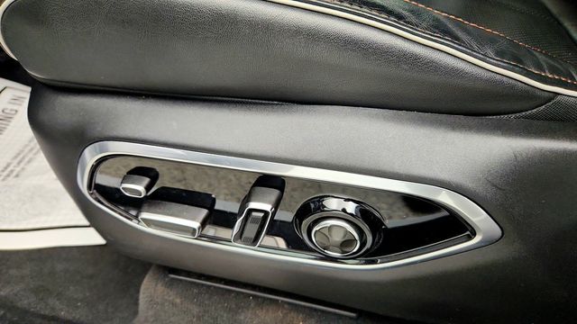 2023 Jeep Grand Cherokee 4xe Summit 4x4 w/ Advanced ProTech Group IV & Passenger Display - 23088761 - 10