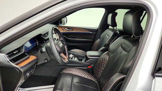 2023 Jeep Grand Cherokee 4xe Summit 4x4 w/ Advanced ProTech Group IV & Passenger Display - 23088761 - 16