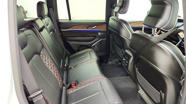 2023 Jeep Grand Cherokee 4xe Summit 4x4 w/ Advanced ProTech Group IV & Passenger Display - 23088761 - 19
