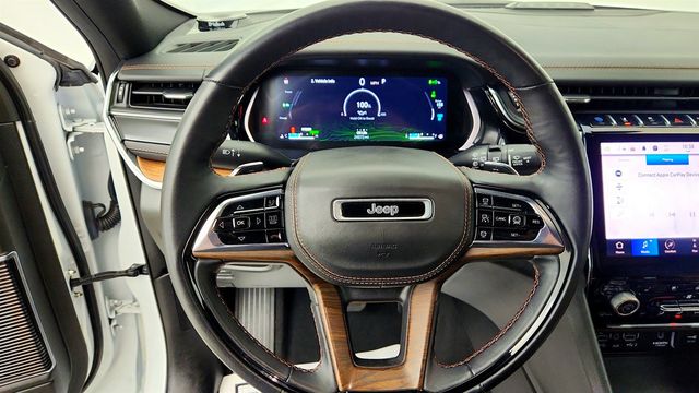 2023 Jeep Grand Cherokee 4xe Summit 4x4 w/ Front Passenger Interactive Display - 23079099 - 13