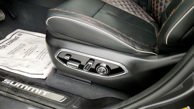 2023 Jeep Grand Cherokee 4xe Summit Reserve 4x4 with High Altitude Pkg & Luxury Tech Group V - 22941120 - 11