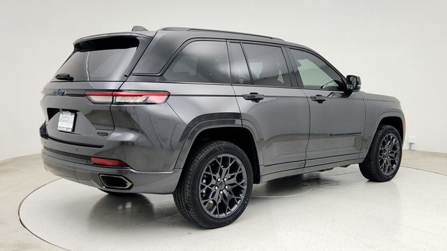 2023 Jeep Grand Cherokee 4xe Summit Reserve 4x4 with High Altitude Pkg & Luxury Tech Group V - 22941120 - 4
