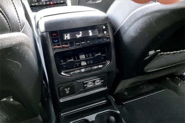 2023 Jeep Grand Cherokee L Altitude - 22950440 - 32