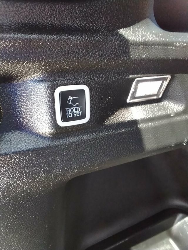 2023 Jeep Grand Cherokee L Altitude 4x2 - 23022957 - 33