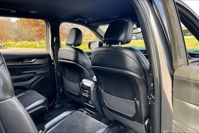 2023 Jeep Grand Cherokee L Altitude 4x4 - 22950440 - 14