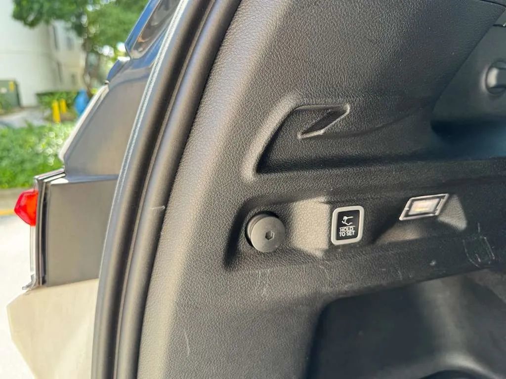 2023 Jeep Grand Cherokee L Altitude Sport Utility 4D - 22956017 - 14