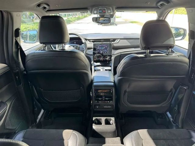 2023 Jeep Grand Cherokee L Altitude Sport Utility 4D - 22956017 - 23