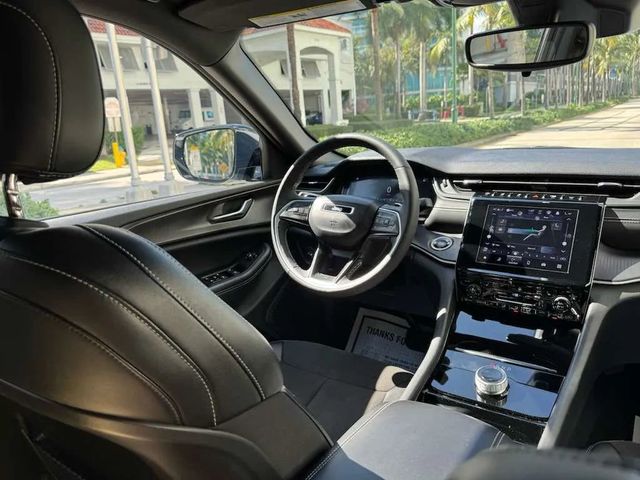 2023 Jeep Grand Cherokee L Altitude Sport Utility 4D - 22956017 - 26