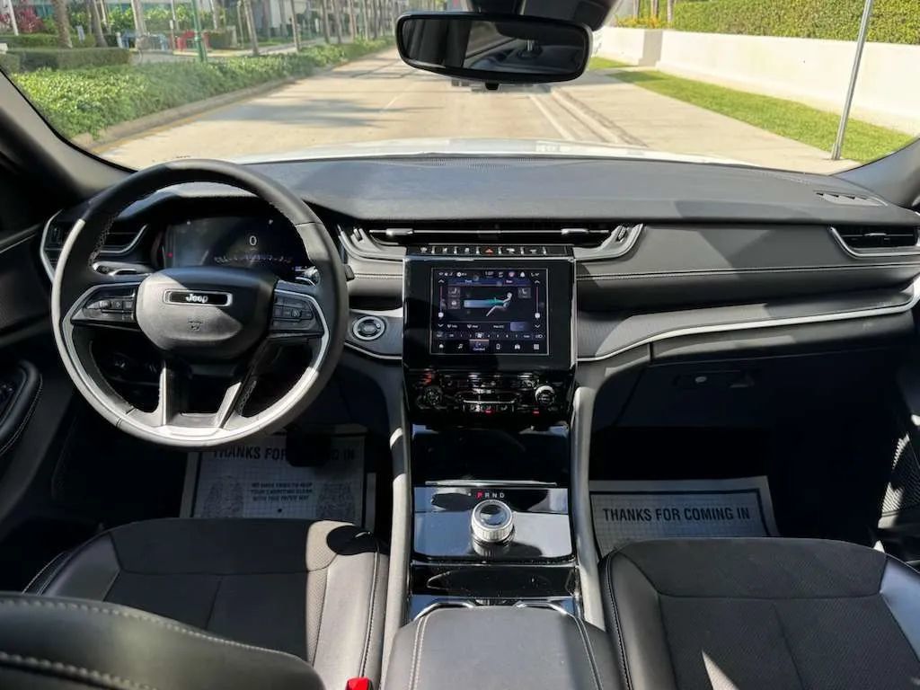 2023 Jeep Grand Cherokee L Altitude Sport Utility 4D - 22956017 - 27