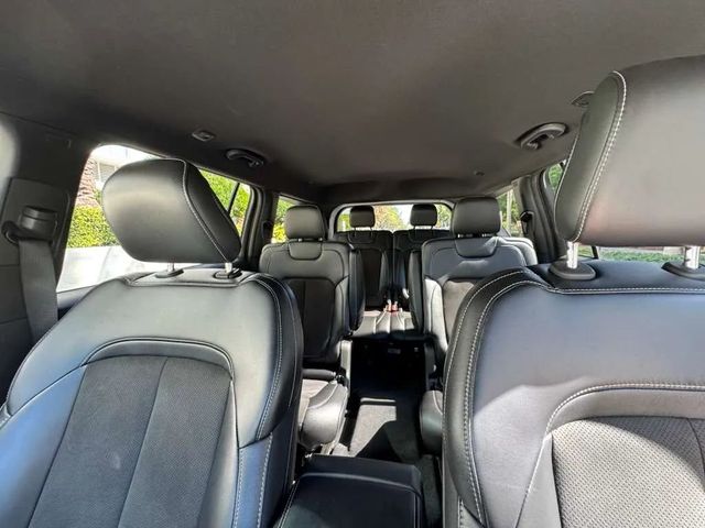 2023 Jeep Grand Cherokee L Altitude Sport Utility 4D - 22956017 - 35