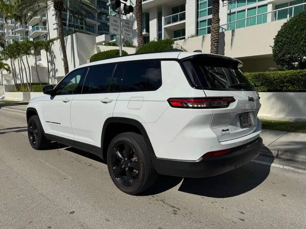 2023 Jeep Grand Cherokee L Altitude Sport Utility 4D - 22956017 - 4