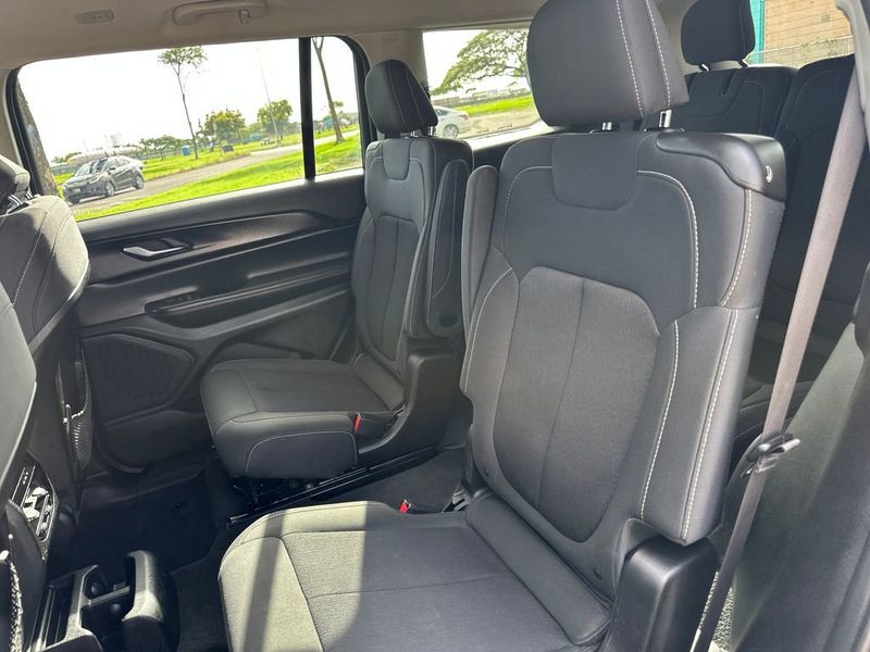 2023 Jeep Grand Cherokee L Laredo - 22967782 - 14