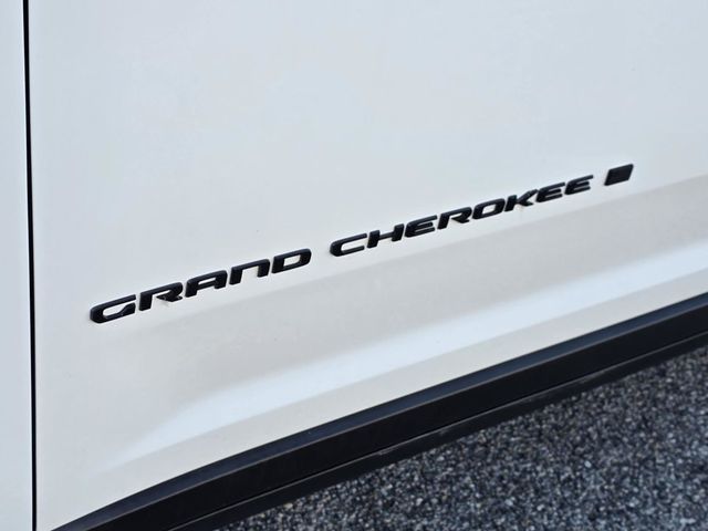 2023 Jeep Grand Cherokee L Laredo - 22976605 - 30