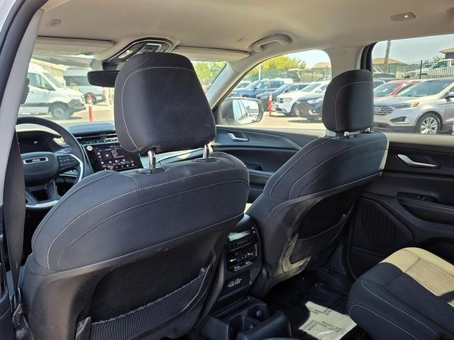 2023 Jeep Grand Cherokee L Laredo - 22895115 - 19