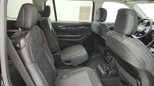 2023 Jeep Grand Cherokee L Laredo 4x4 with Luxury Tech Group I and Power Sunroof - 22948606 - 21