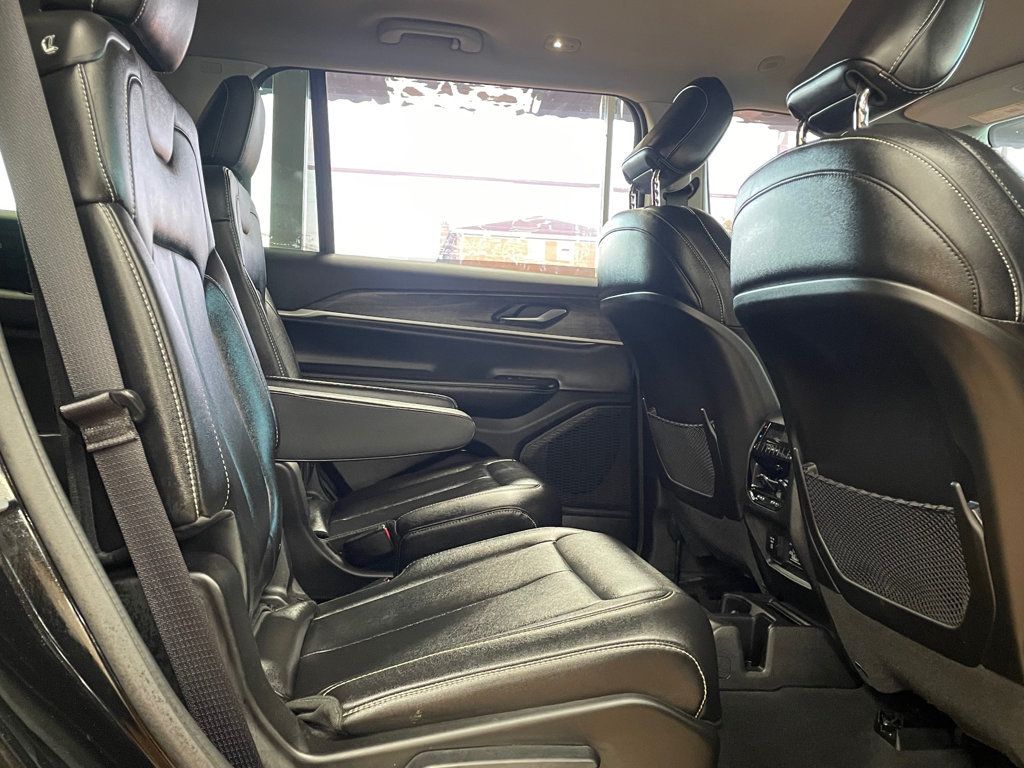 2023 Jeep Grand Cherokee L Limited 4x4 - 23093814 - 19