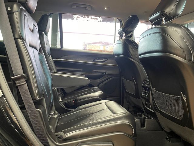 2023 Jeep Grand Cherokee L Limited 4x4 - 23093814 - 19