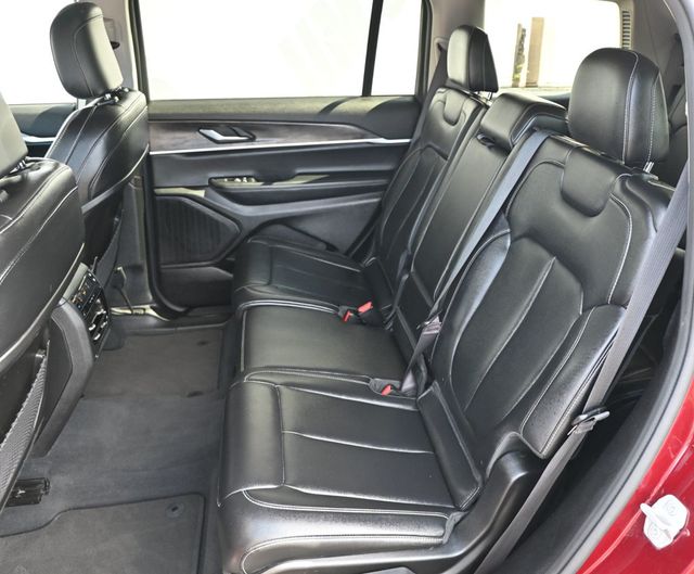 2023 Jeep Grand Cherokee L Limited 4x4 - 23023161 - 13