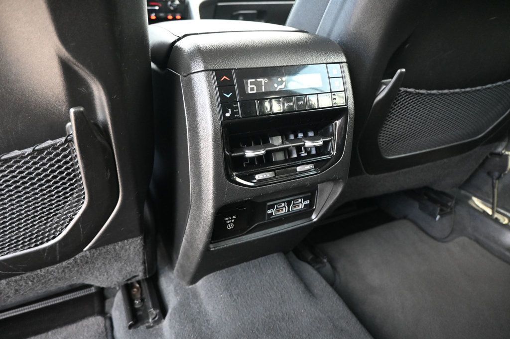 Jeep Grand Cherokee L photo 16