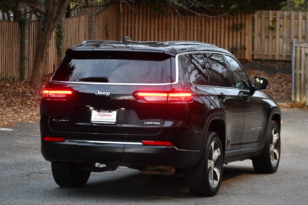 2023 Jeep Grand Cherokee Limited photo 2