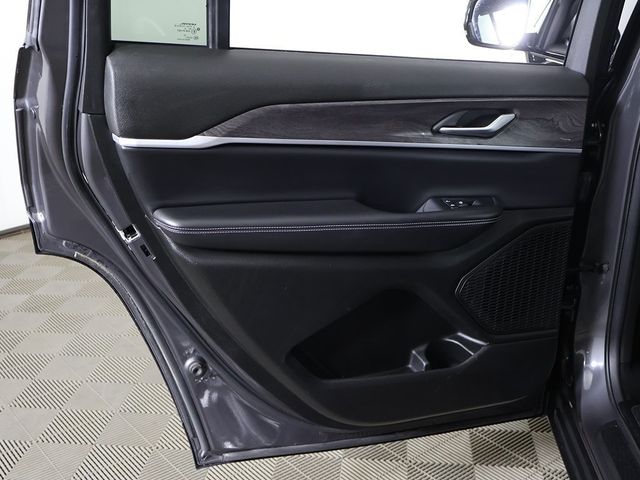 2023 Jeep Grand Cherokee L Limited 4x4 - 22999537 - 26