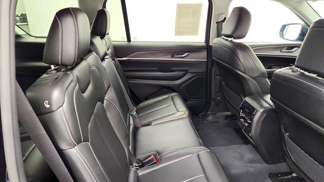 2023 Jeep Grand Cherokee L Limited 4x4 w/ 2nd Row Bench Seating - 23036258 - 21
