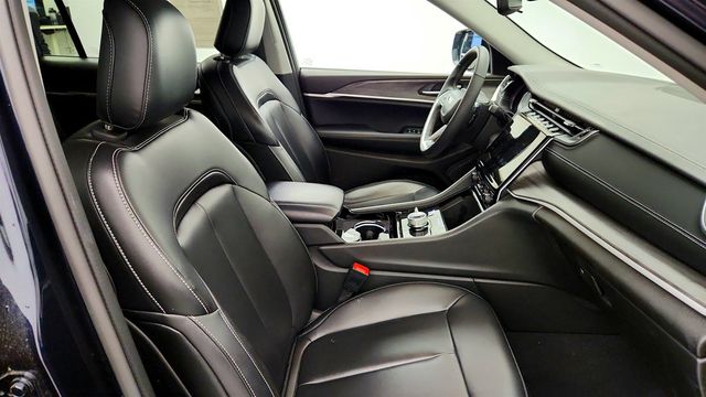 2023 Jeep Grand Cherokee L Limited 4x4 w/ 2nd Row Bench Seating - 23036258 - 22