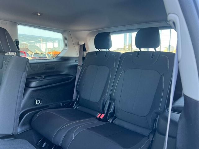 2023 Jeep Grand Cherokee L L LAREDO - 22837596 - 18