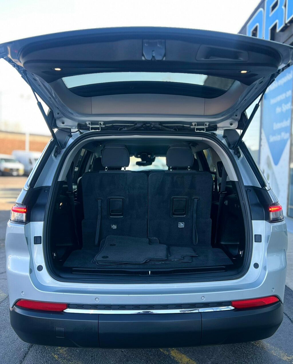 2023 Jeep Grand Cherokee L L LAREDO - 22837596 - 7