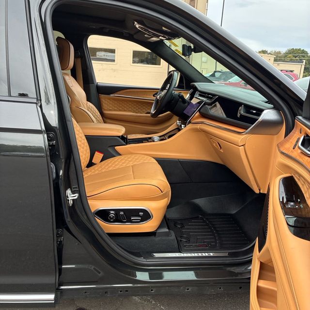 2023 Jeep Grand Cherokee L MSRP$75755/Luxury Tech Pkg/Heads Up Display/Night Vision Pkg - 23093325 - 5
